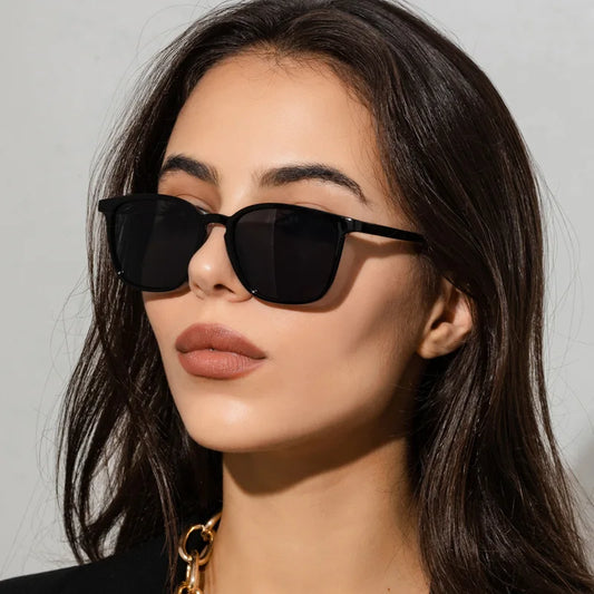 Vintage Simple Sunglasses Women Square Trend Eyeglasses Men Retro High Quality Glasses Shades Gafas De Sol Mujer UV400