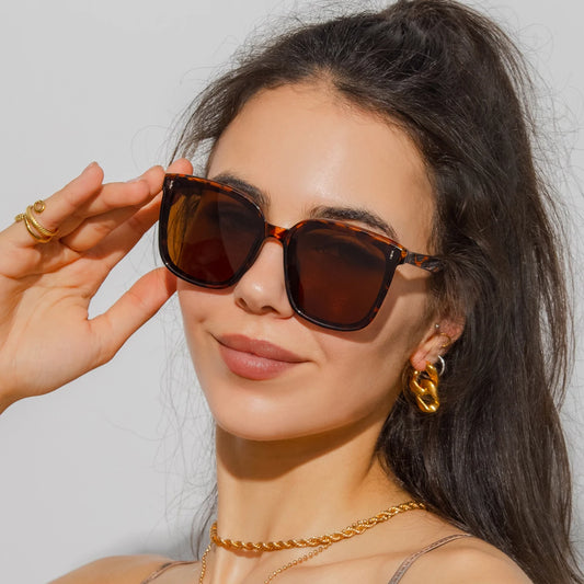 Fashion Sunglasses Women Men Trendy Style Sun Glasses Square Eyeglasses UV400 Protection Streetwear Eyewear